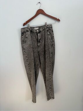 Garage Women’s Gray Acid-Wash Boyfriend Jeans